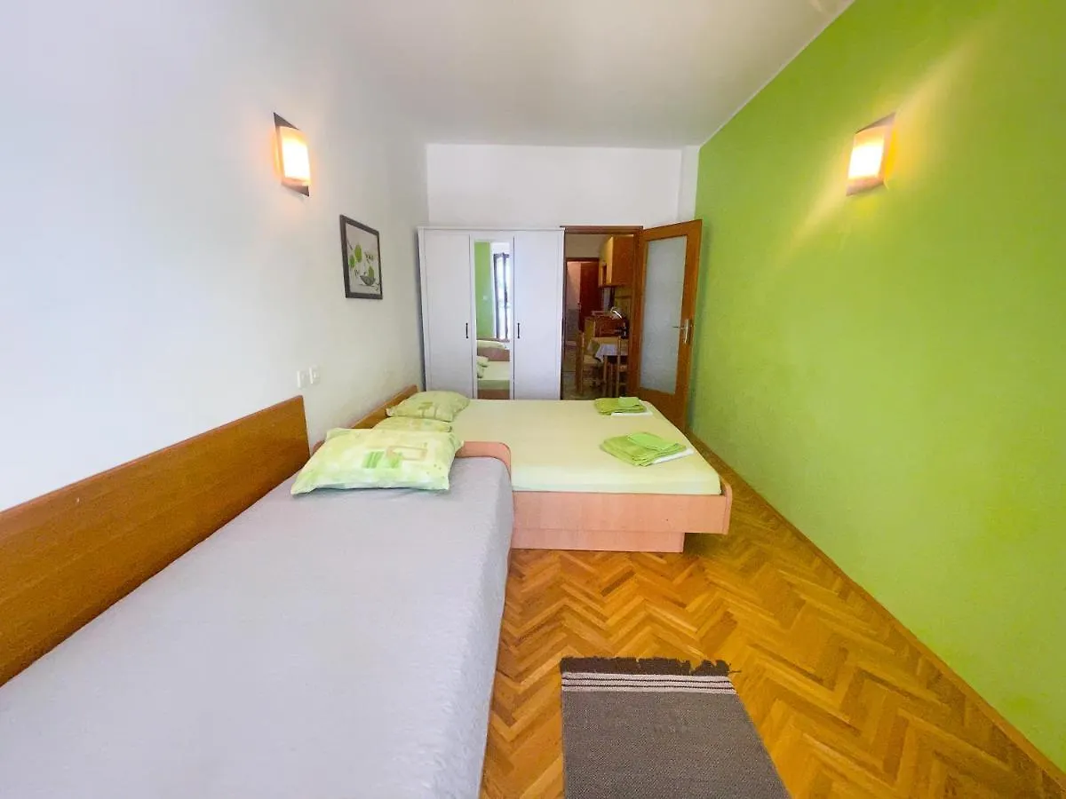 Apartmani Dea Jadranovo Croatia