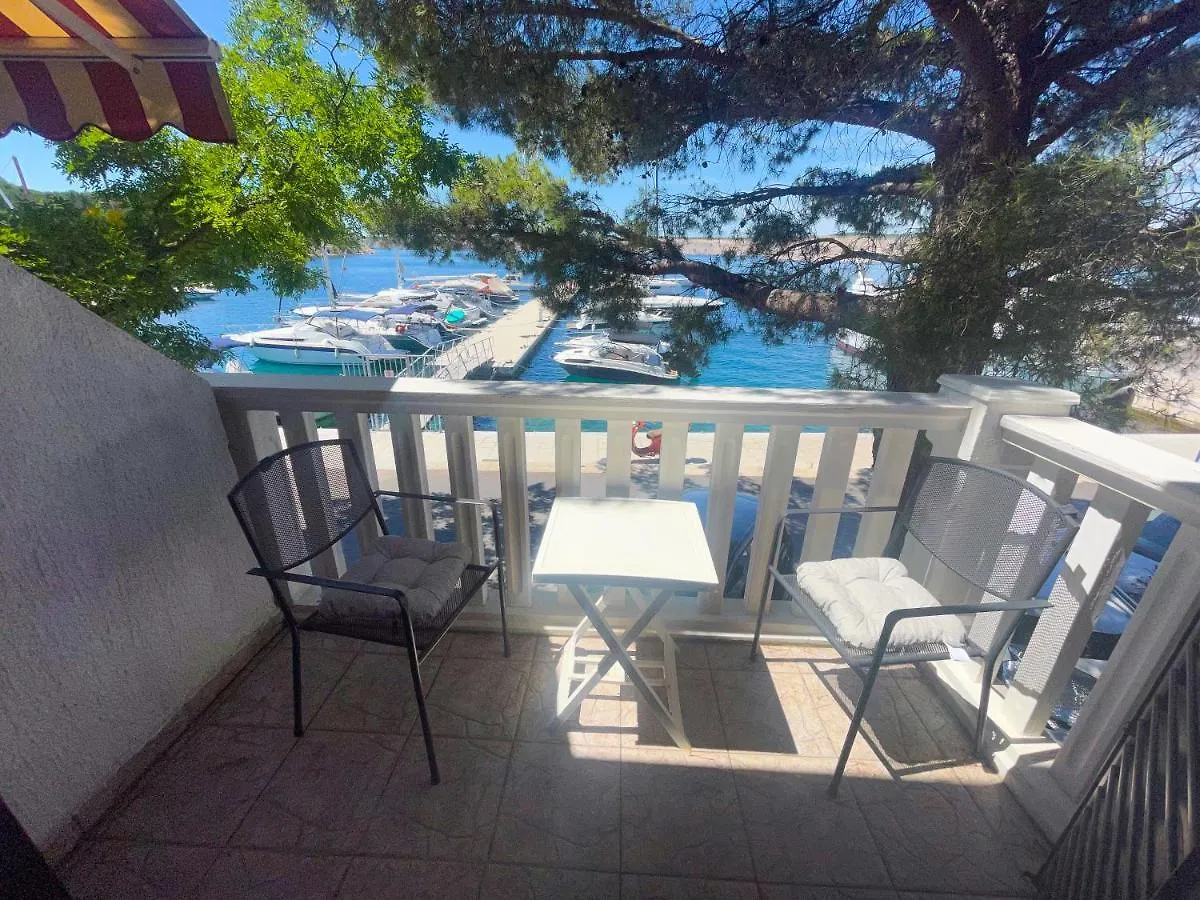 Apartmani Dea Jadranovo Apartment