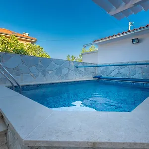 Apartament Lapis, Jadranovo